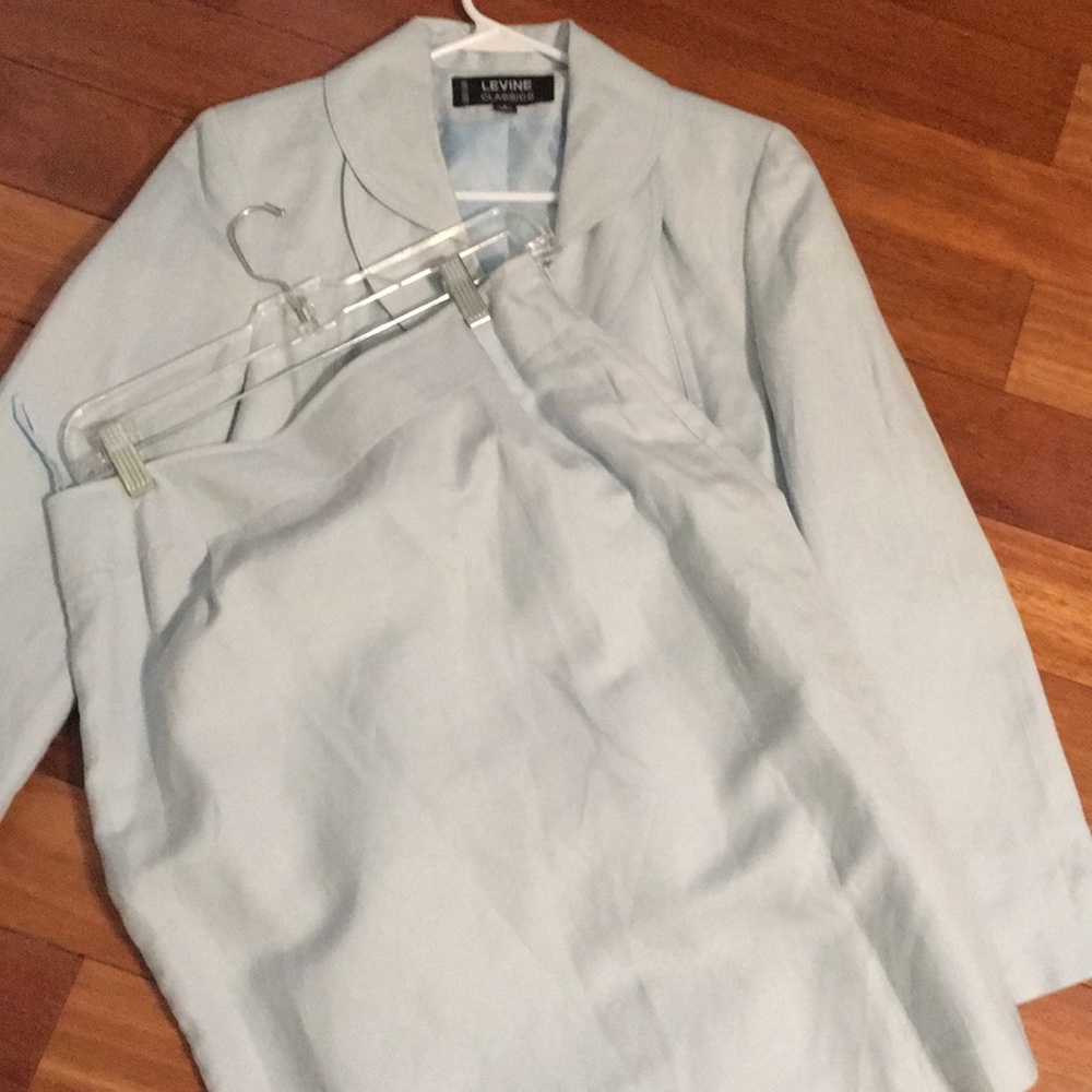Larry Levine Linen Blend Suit